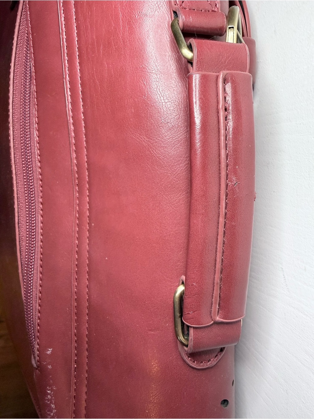 Ecosusi Vegan Leather Laptop Messenger Bag Red Burgundy Cutout Bow Briefcase - Picture 11 of 13